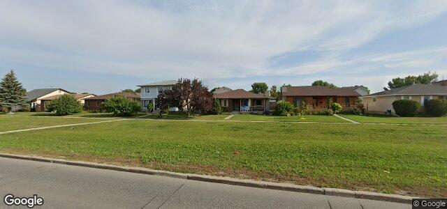 1355 Leila Avenue（加拿大曼尼托巴省温尼伯市）房屋照片