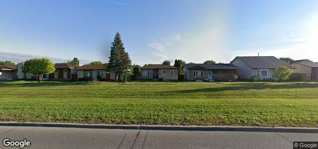 1379 Leila Avenue（加拿大曼尼托巴省温尼伯市）房屋照片