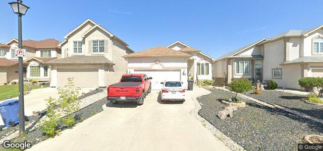 15 Poznan Crescent（加拿大曼尼托巴省温尼伯市）房屋照片