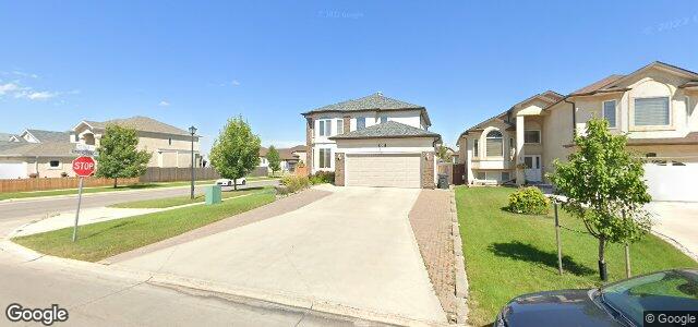 203 Morava Way（加拿大曼尼托巴省温尼伯市）房屋照片