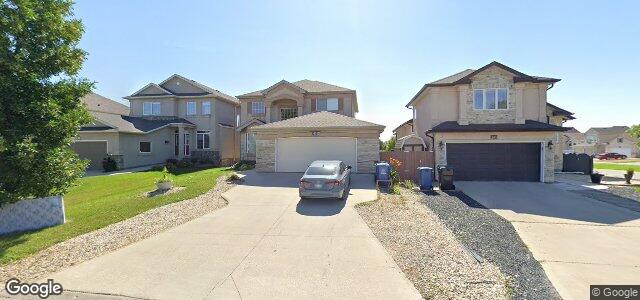 Larawan ng 203 Thorn Drive sa Winnipeg, Manitoba