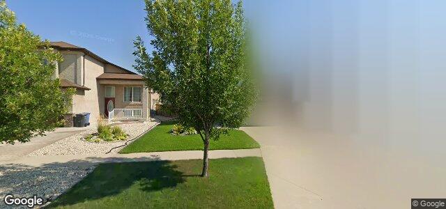 334 Amber Trail（加拿大曼尼托巴省温尼伯市）房屋照片