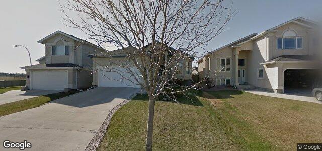 8 Courland Bay（加拿大曼尼托巴省温尼伯市）房屋照片