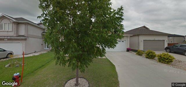 8 Thorn Drive（加拿大曼尼托巴省温尼伯市）房屋照片