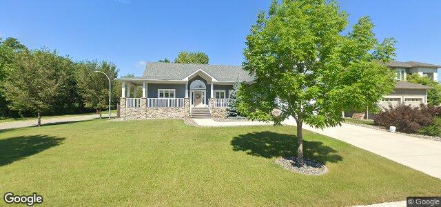 Larawan ng 2 Bur Oaks Cove sa Winnipeg, Manitoba