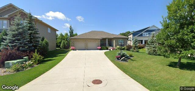 Photo of 47 Mossy Oaks Cove in Winnipeg, Manitoba