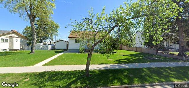 1016 Riverwood Avenue（加拿大曼尼托巴省温尼伯市）房屋照片