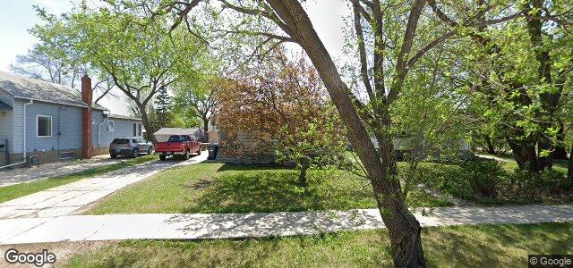 1028 Waterford Avenue（加拿大曼尼托巴省温尼伯市）房屋照片