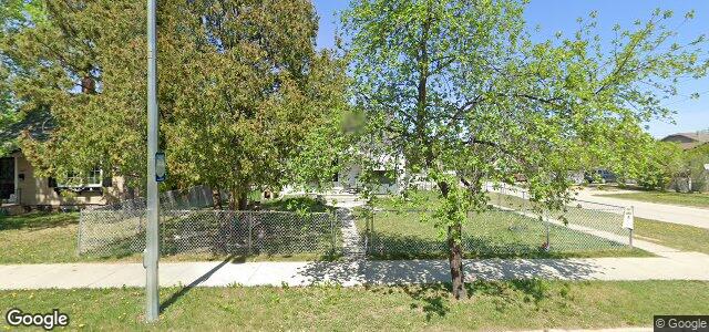 1103 Somerville Avenue（加拿大曼尼托巴省温尼伯市）房屋照片