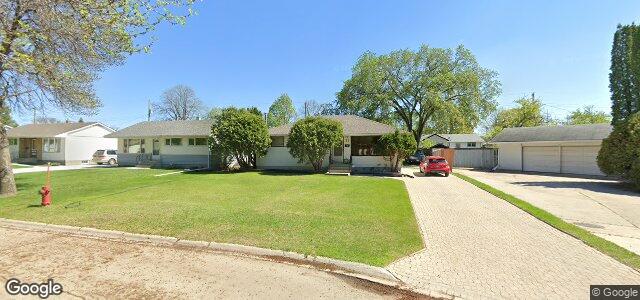 35 Saturn Bay（加拿大曼尼托巴省温尼伯市）房屋照片