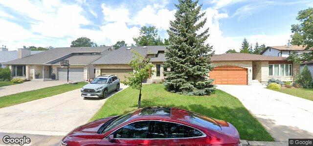 10 Matlock Crescent（加拿大曼尼托巴省温尼伯市）房屋照片