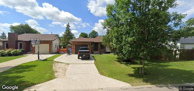 Photo of 158 Norlorne Drive in Winnipeg, Manitoba