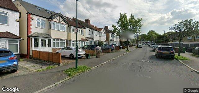 18 Matlock Crescent（加拿大曼尼托巴省温尼伯市）房屋照片