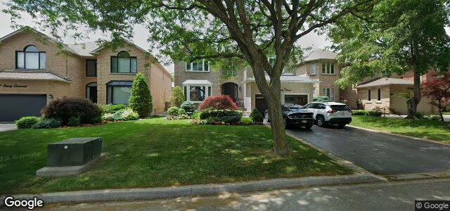 18 Savoy Crescent（加拿大曼尼托巴省温尼伯市）房屋照片