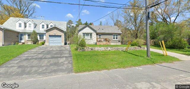 30 Barbara Crescent（加拿大曼尼托巴省温尼伯市）房屋照片