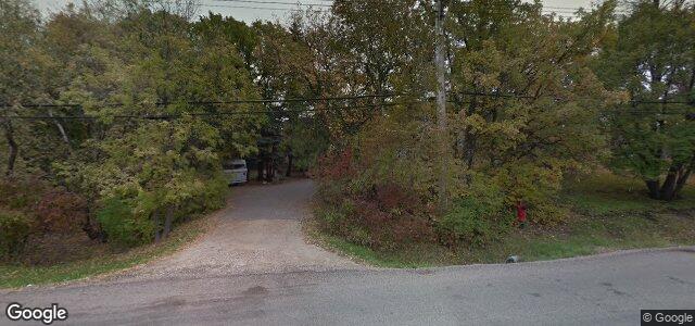 549 Charleswood Road（加拿大曼尼托巴省温尼伯市）房屋照片