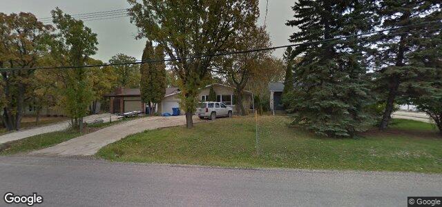 575 Charleswood Road（加拿大曼尼托巴省温尼伯市）房屋照片