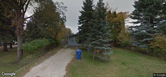 Larawan ng 602 Charleswood Road sa Winnipeg, Manitoba