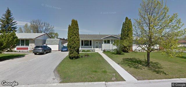 Photo of 7 Speyside Avenue in Winnipeg, Manitoba