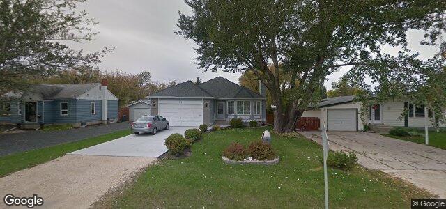 728 Charleswood Road（加拿大曼尼托巴省温尼伯市）房屋照片