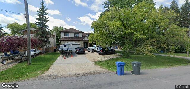 870 Charleswood Road（加拿大曼尼托巴省温尼伯市）房屋照片