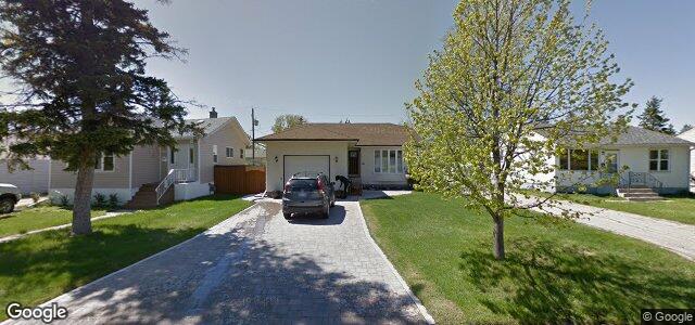 Larawan ng 184 Thompson Drive sa Winnipeg, Manitoba