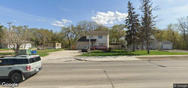 2208 Portage Avenue（加拿大曼尼托巴省温尼伯市）房屋照片