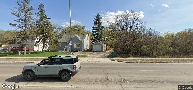 2220 Portage Avenue（加拿大曼尼托巴省温尼伯市）房屋照片