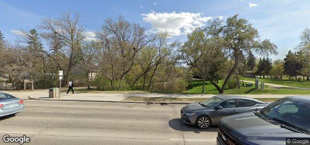 2394 Portage Avenue（加拿大曼尼托巴省温尼伯市）房屋照片