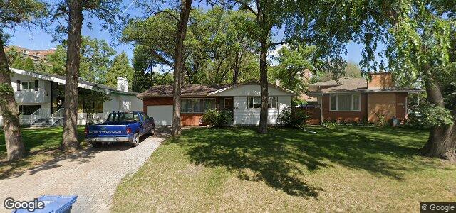 2475 Assiniboine Crescent（加拿大曼尼托巴省温尼伯市）房屋照片