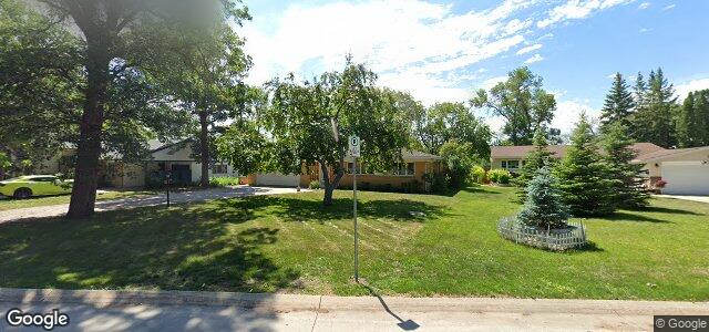 2496 Assiniboine Crescent（加拿大曼尼托巴省温尼伯市）房屋照片