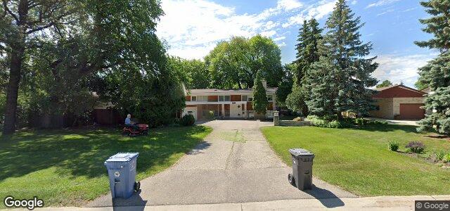 2508 Assiniboine Crescent（加拿大曼尼托巴省温尼伯市）房屋照片