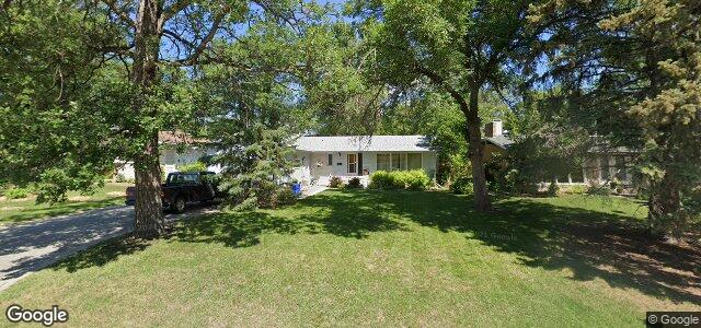 2511 Assiniboine Crescent（加拿大曼尼托巴省温尼伯市）房屋照片