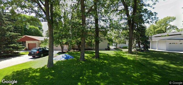 2516 Assiniboine Crescent（加拿大曼尼托巴省温尼伯市）房屋照片