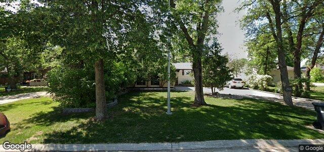 2540 Assiniboine Crescent（加拿大曼尼托巴省温尼伯市）房屋照片