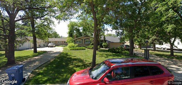 2550 Assiniboine Crescent（加拿大曼尼托巴省温尼伯市）房屋照片