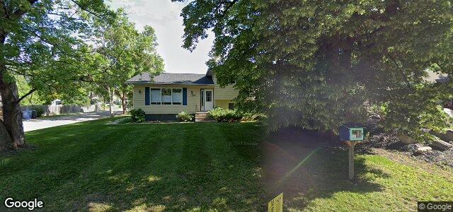 Photo of 2605 Assiniboine Crescent in Winnipeg, Manitoba