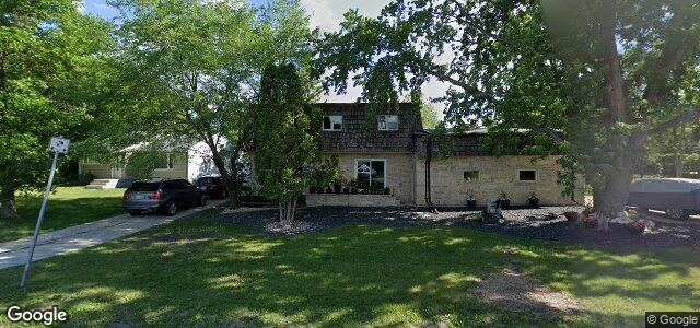 2607 Assiniboine Crescent（加拿大曼尼托巴省温尼伯市）房屋照片