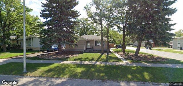 393 Wallasey Street（加拿大曼尼托巴省温尼伯市）房屋照片