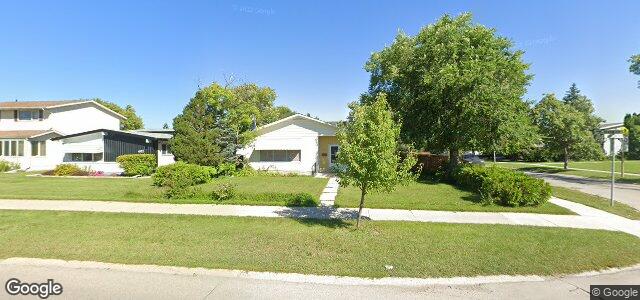 403 Booth Drive（加拿大曼尼托巴省温尼伯市）房屋照片