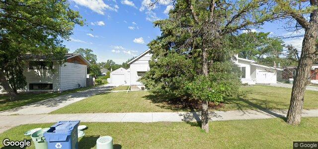 Photo of 412 Wallasey Street in Winnipeg, Manitoba