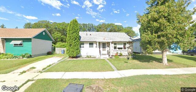 Photo of 450 Wallasey Street in Winnipeg, Manitoba