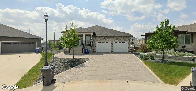 121 Maple Creek Road（加拿大曼尼托巴省温尼伯市）房屋照片