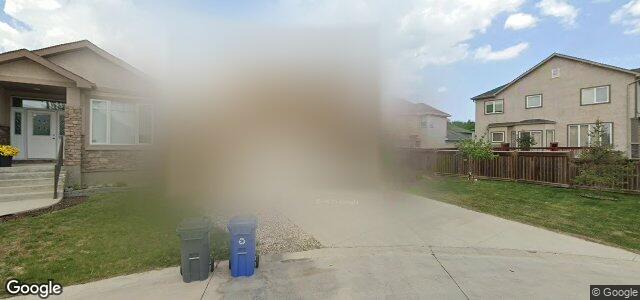 136 Bridgeland Drive S（加拿大曼尼托巴省温尼伯市）房屋照片