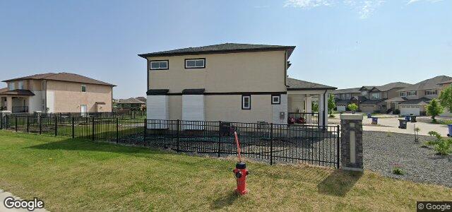 101 Red Spruce Road（加拿大曼尼托巴省温尼伯市）房屋照片