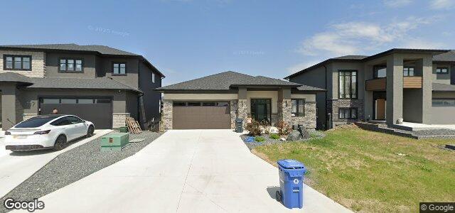 121 Springwater Road（加拿大曼尼托巴省温尼伯市）房屋照片