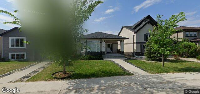 235 Lake Bend Road（加拿大曼尼托巴省温尼伯市）房屋照片