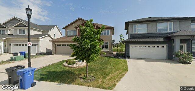 303 Bellflower Road（加拿大曼尼托巴省温尼伯市）房屋照片