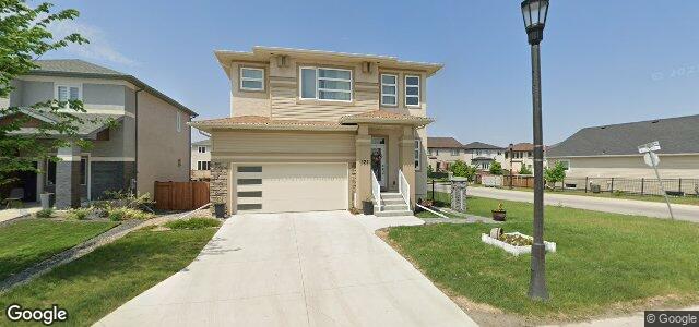 121 Willow Creek Road（加拿大曼尼托巴省温尼伯市）房屋照片