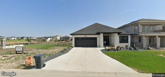 224 Willow Creek Road（加拿大曼尼托巴省温尼伯市）房屋照片